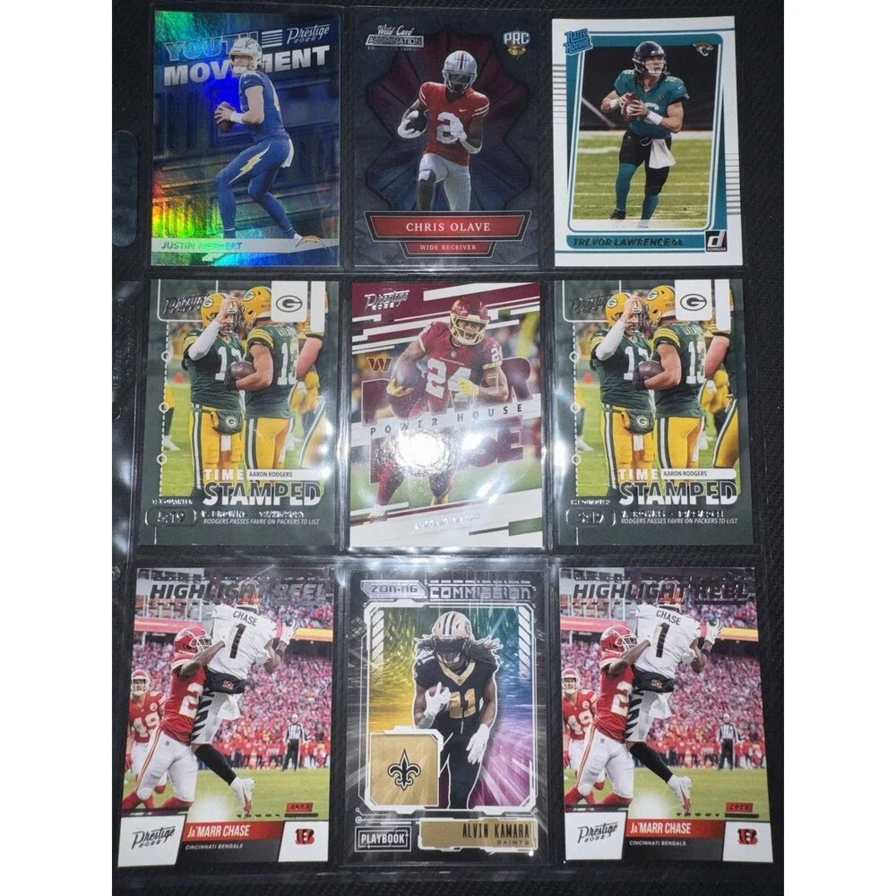Football cards 162 Banger lot! Holos, auto, numbered, patch, rookie etc….